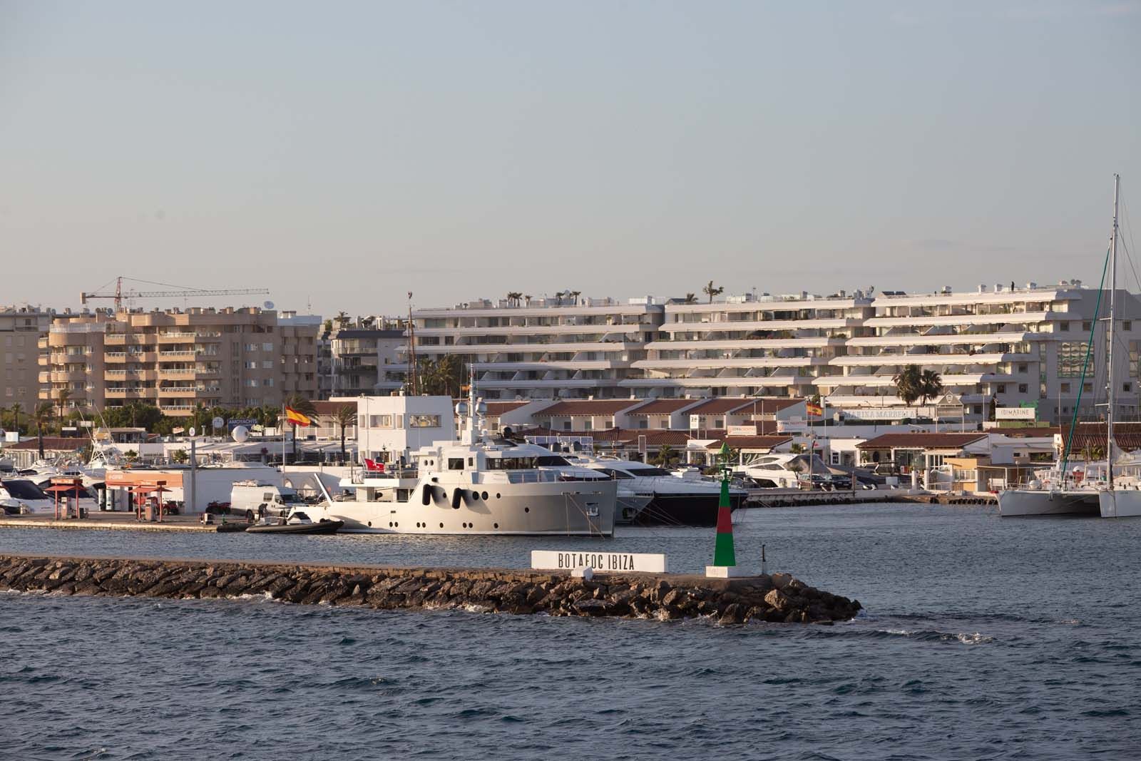 Inauguración del nuevo barco de Baleària, Eleonor Roosevelt.