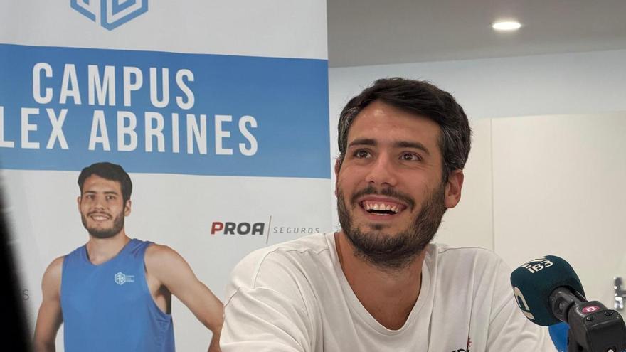 Álex Abrines aconseja a Baba Miller en su primer año en la NBA: "Que tenga paciencia"