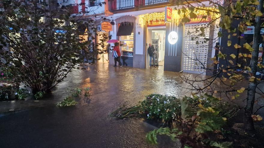 El temporal de viento y lluvia sacude O Salnés y Ullán