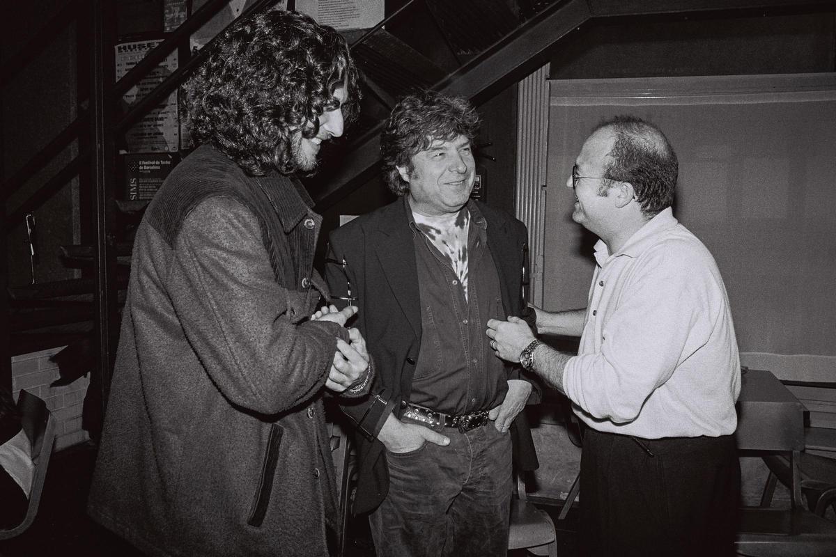 Tomatito, Enrique Morente y Lluís Cabrera, en una de las imágenes que incluye el libro 'Taller de Músics. 45 anys'.