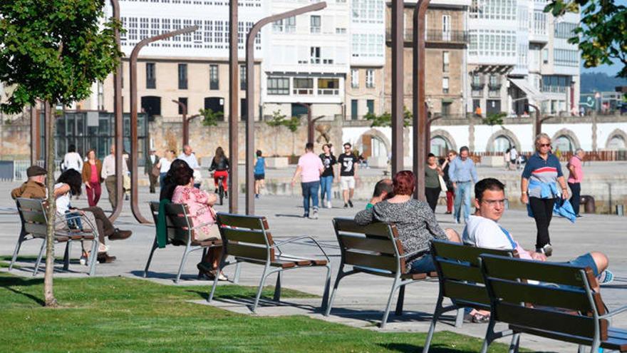 La Marina de A Coruña, muy concurrida.