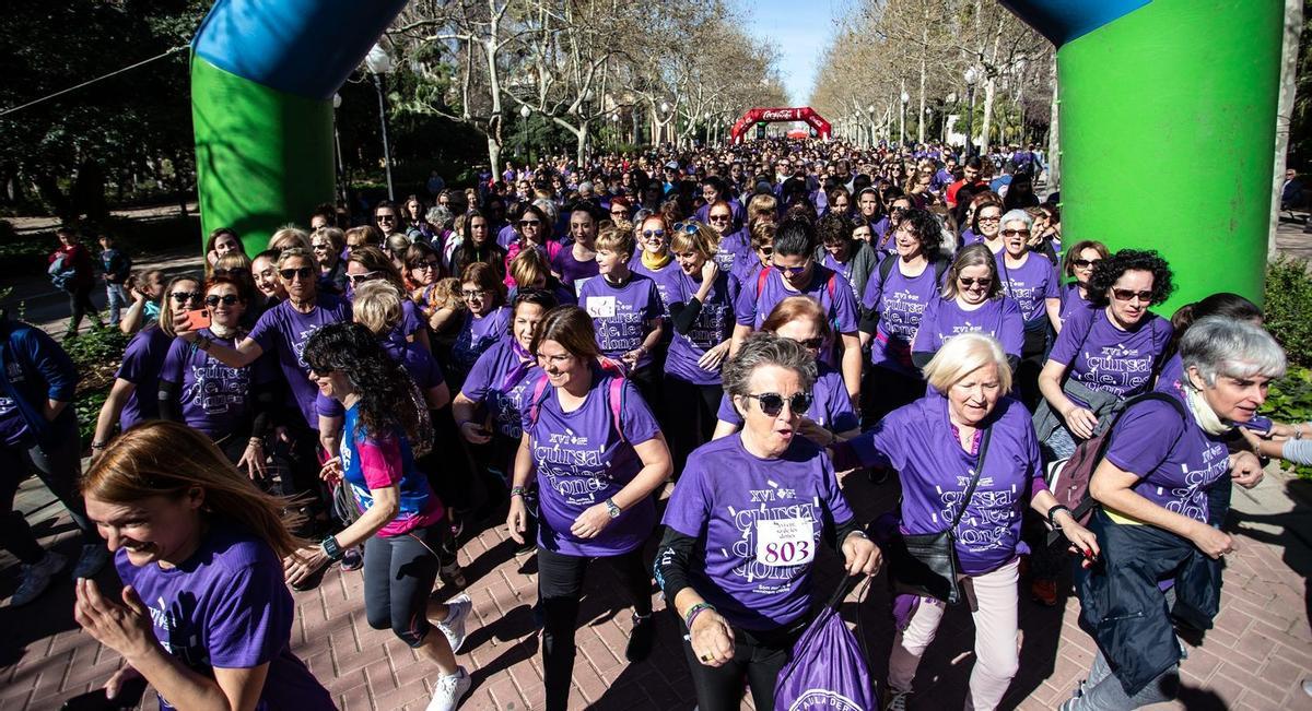 CURSA. Este diumenge, 5 de març, es durà a terme la 17ª Cursa de les Dones, que partirà des del Pasadís de les Arts de la capital de la Plana.