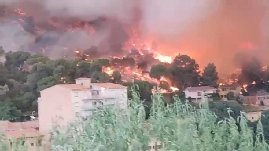 Incendi Pobla de Claramunt prop de les cases