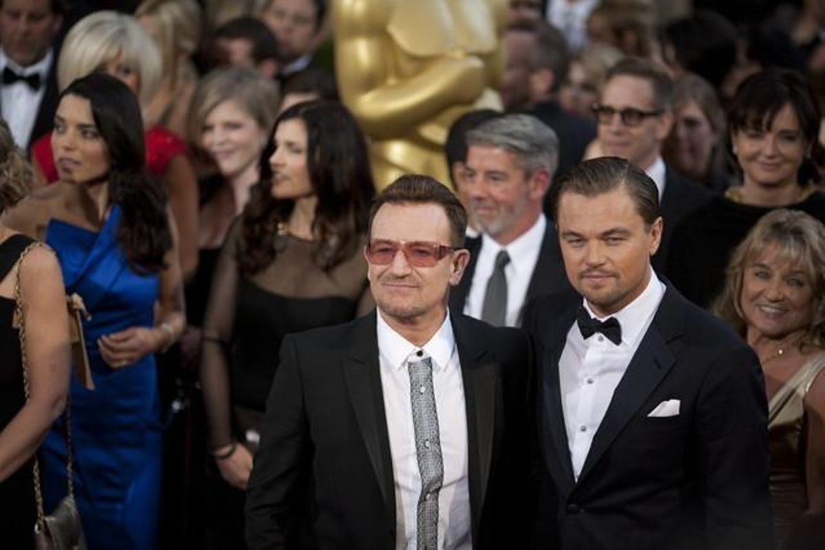 L’actor nord-americà Leonardo DiCaprio i el cantant de la banda U2, Bono.