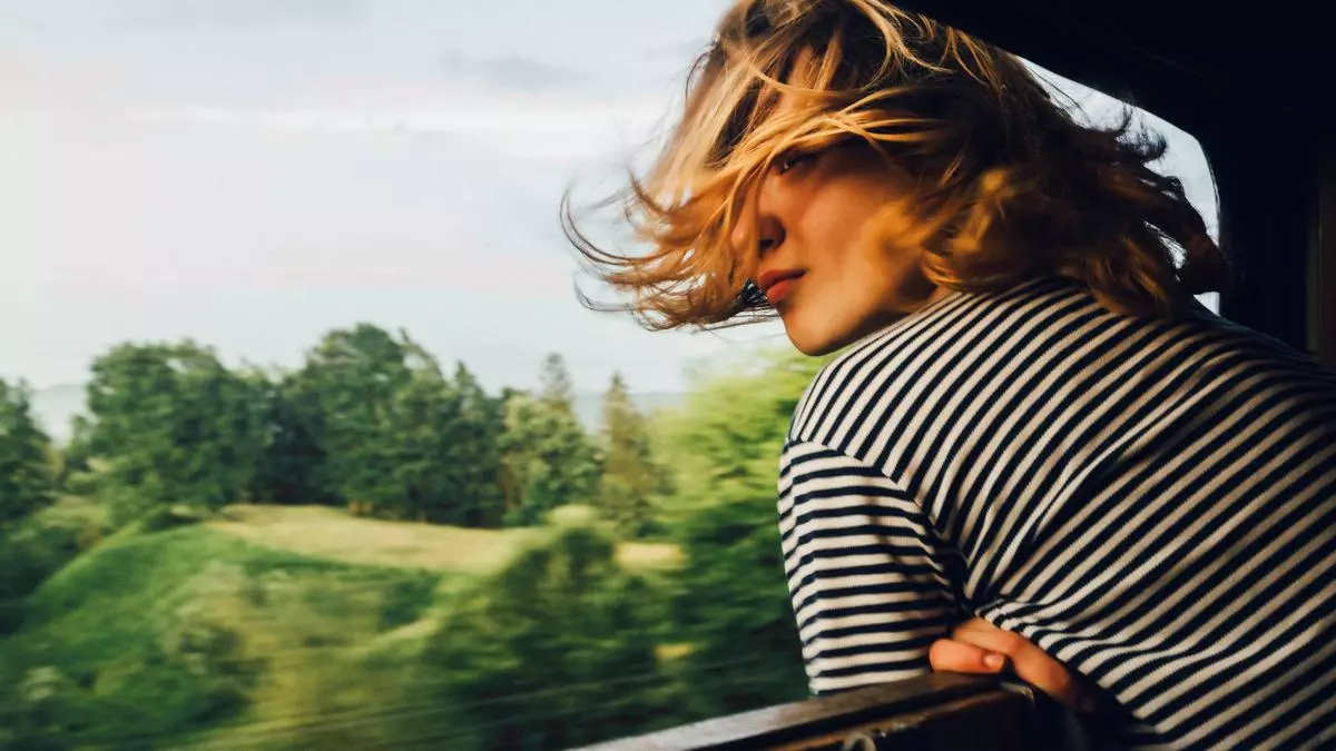 Rutas en tren para conocer Catalunya sin usar el coche: de trenes históricos a panorámicos