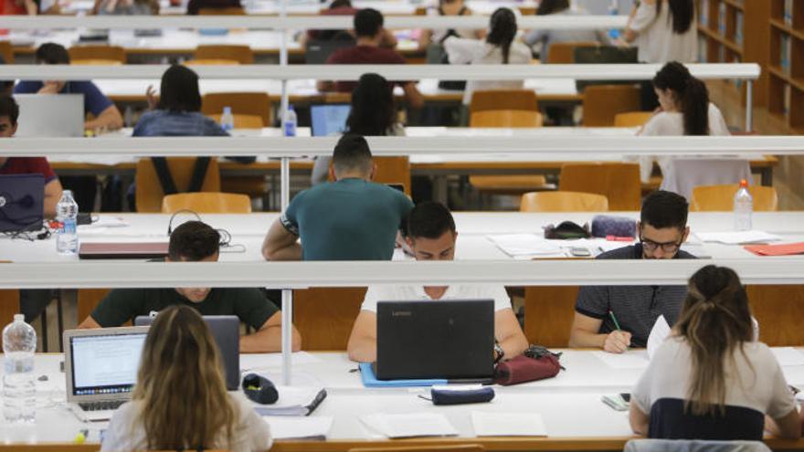 Fase 2 en Valencia: ¿Se puede ir a estudiar a la biblioteca?