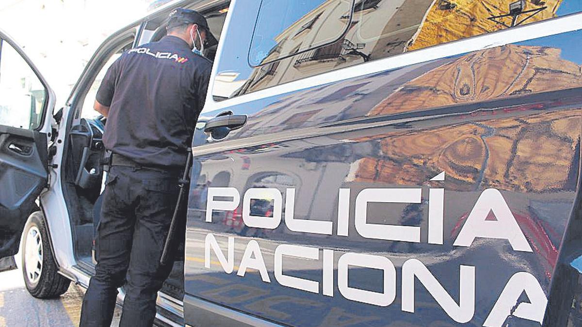 Agentes de la Policía Nacional en una actuación.