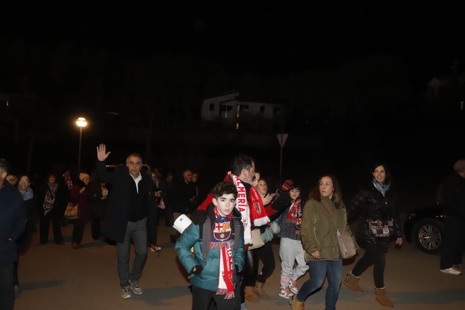 En imágenes | Ambientazo en Barbastro a escasas horas del partido frente al FC Barcelona