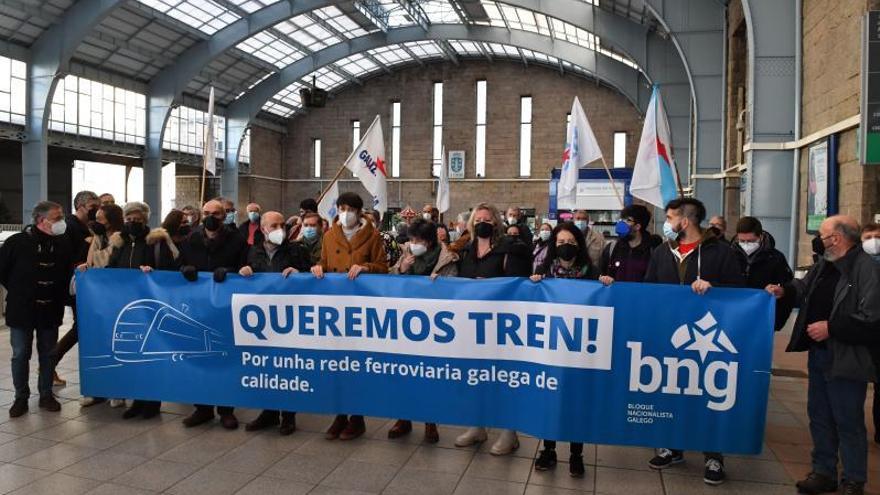 El Gobierno asume que ni las autovías ni el tren frenan la despoblación en la España vaciada