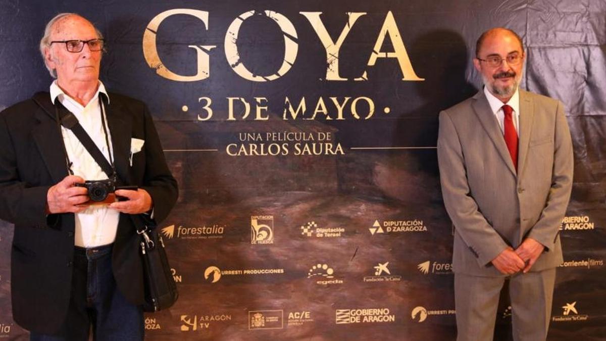 Carlos Saura y Javier Lambán, en la presentación de 'Goya. 3 de mayo'.