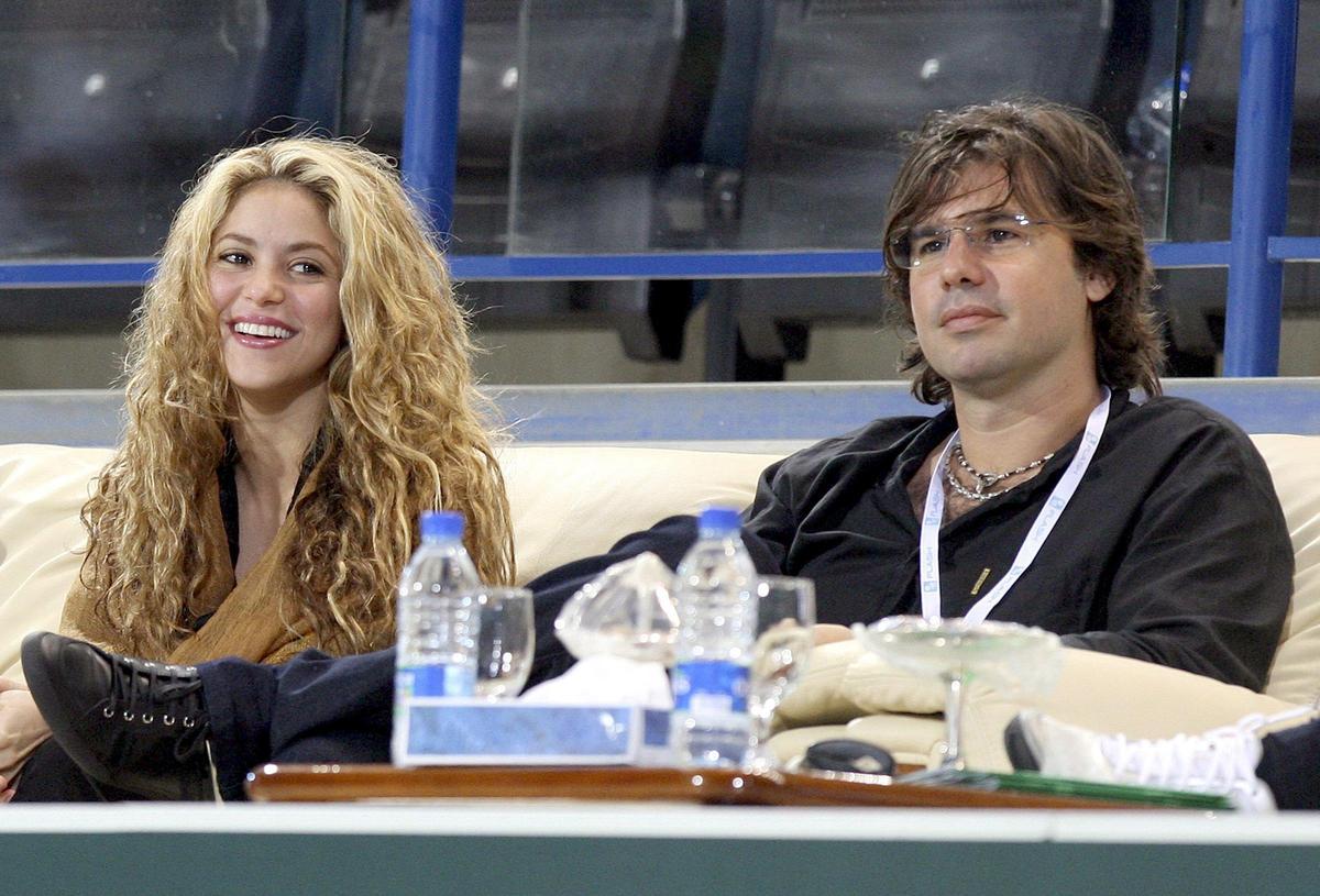 Shakira y Antonio de la Rúa en una imagen de 2009