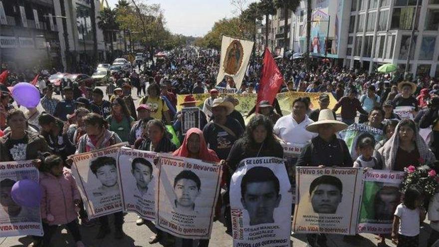 México: Revelan nuevos indicios de los 43 estudiantes desaparecidos de Ayotzinapa