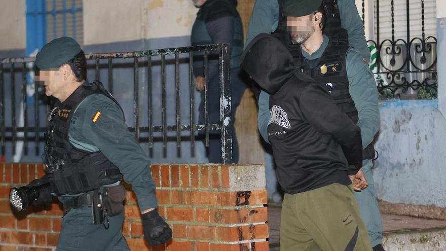 Prisión provisional para el detenido por el homicidio de los tres hermanos