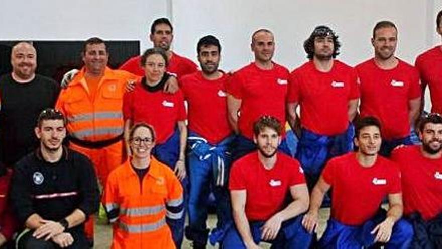 Imagen de los participantes en el curso básico de bombero colaborador.