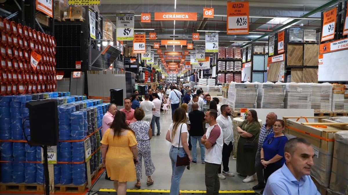 Así es Obramat, el nuevo centro de bricolaje de Córdoba