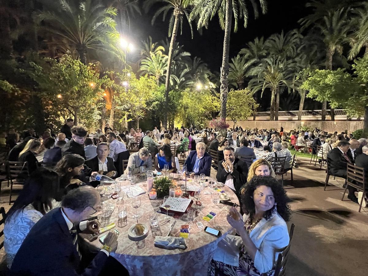 Un momento de la velada organizada por los dos clubes Rotary de Elche