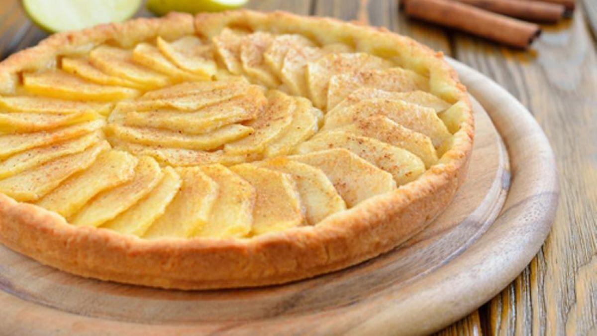 La tarta de manzanas invertida sin harina: fácil, económica y deliciosa