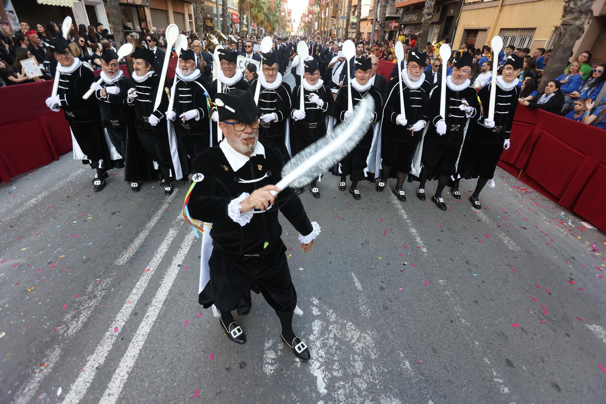 La entrada cristiana en los Moros y Cristianos de San Vicente, en imágenes