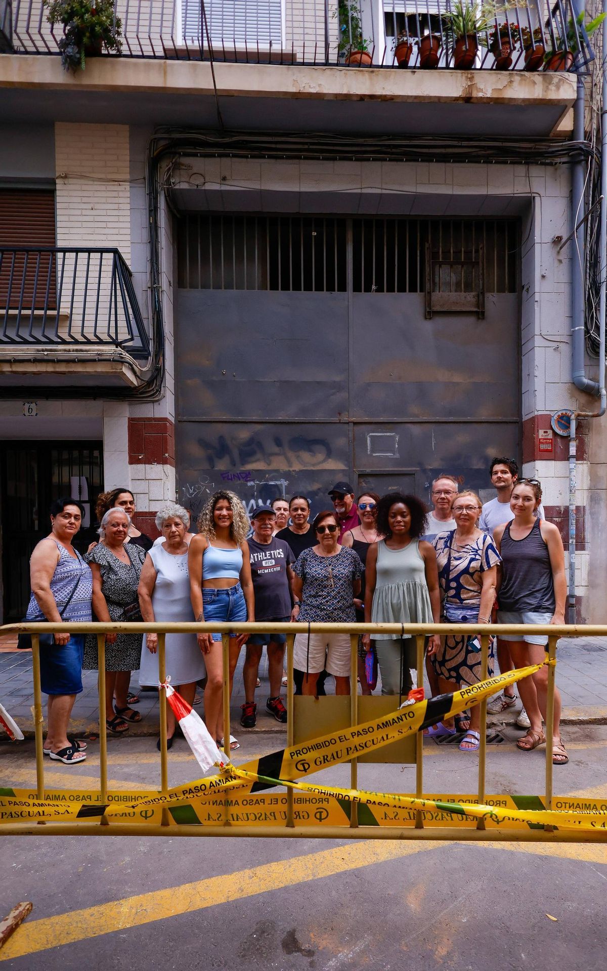 Vecinos movilizados contra el proyecto de apartamentos turísticos en Aiora