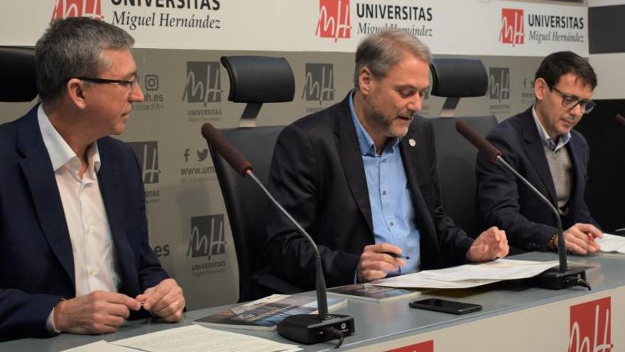 Rafa Climent, Juan José Ruiz y José Antonio Belso en la presentación del estudio.