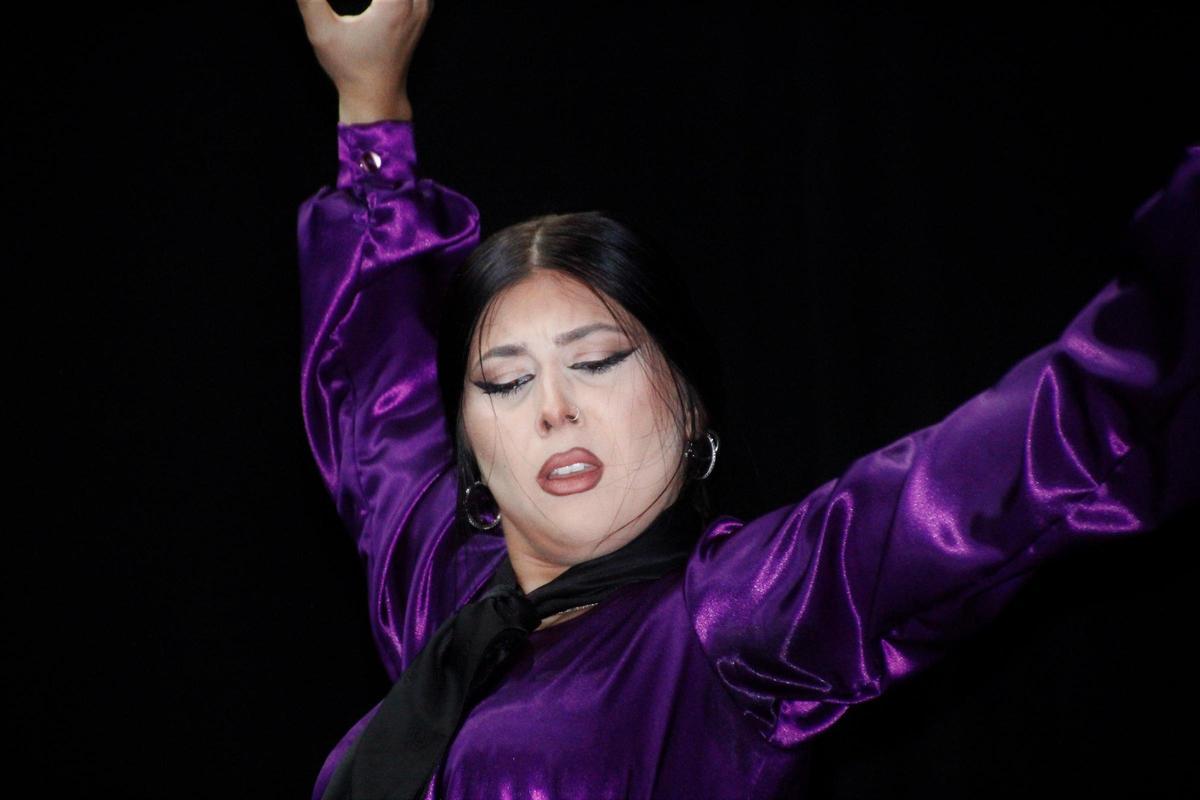 La bailaora Zaira Prudencio durante el espectáculo flamenco de 2025 en Monesterio