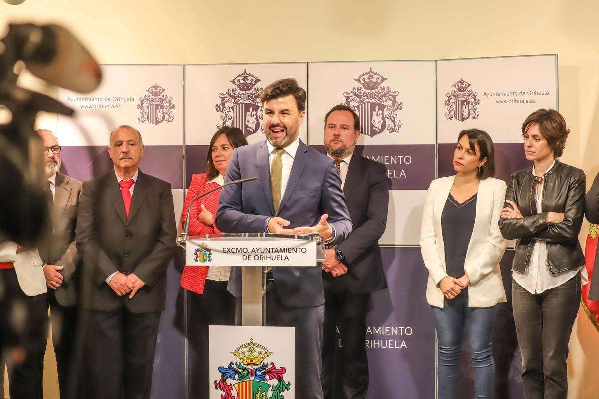 PSOE y Ciudadanos presentan su acuerdo de gobierno