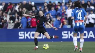 El Espanyol denuncia un tocamiento de Mapi León a Daniela Caracas en el derbi: "Vulnera su intimidad"