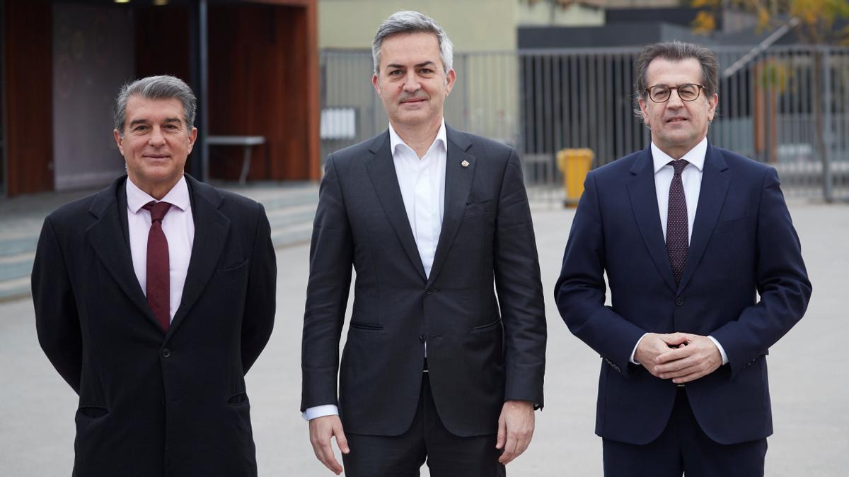 Laporta, Font y Freixa, en el Camp Nou