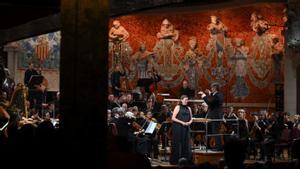 Pablo Heras-Casado triunfa con Bruckner y Mahler en el Palau     El director español, al mando de la orquesta belga Anima Eterna Brugge, tuvo a Wagner como telón de fondo en un aclamado programa     Tit papel  Heras-Casado, amor por Bruckner y Mahler