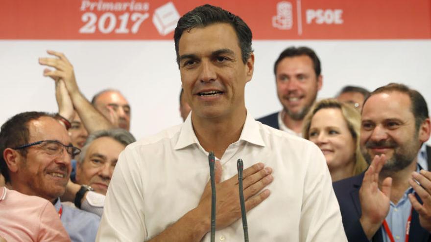 Sánchez promet que &quot;no hi haurà guerra&quot; amb els barons