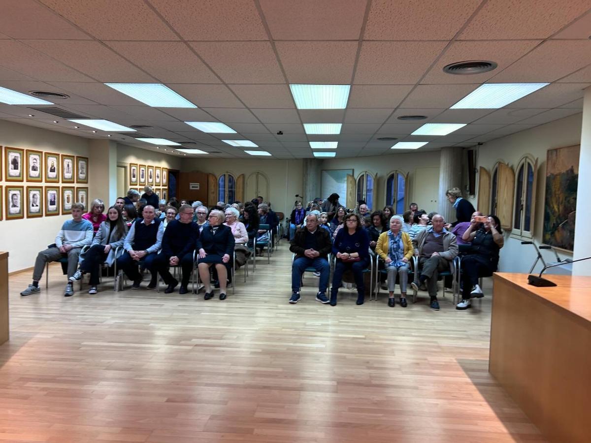 Altura homenajea a la mujer