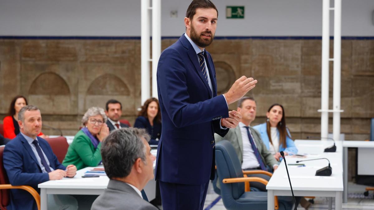 El vicepresidente Antelo durante el debate parlamentario de la reforma de la Ley del Mar Menor