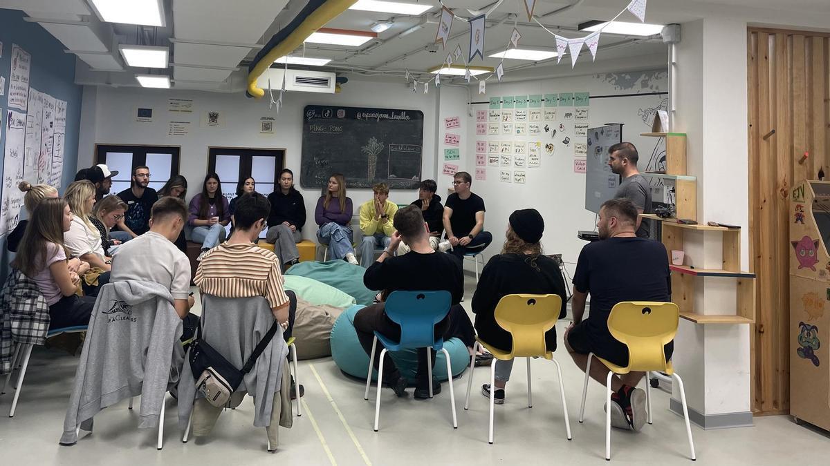 «El impacto oculto de las bebidas energéticas» en la salud, a debate en el Espacio Joven de Villaviciosa, que abordará los hábitos de consumo entre la población juvenil