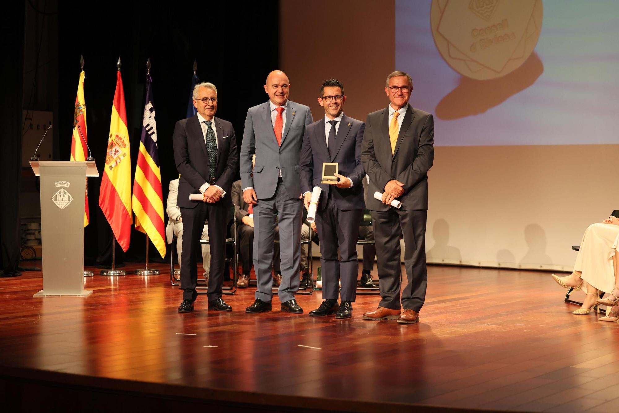 Galería: Premios al Mérito Ciudadano y Medalla de Oro: la historia de Ibiza en cinco galardones