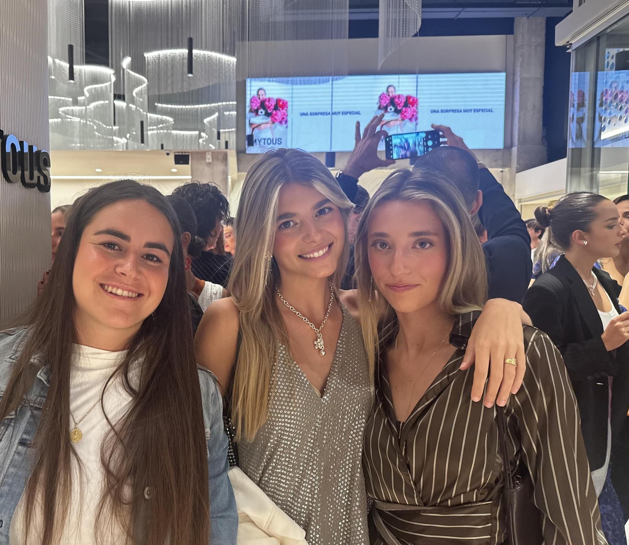Carlota Campomanes, María Chover y Paula Fedriani..jpg