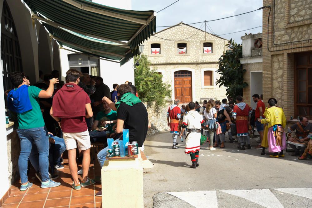 Moros y Cristianos llenan Fontilles