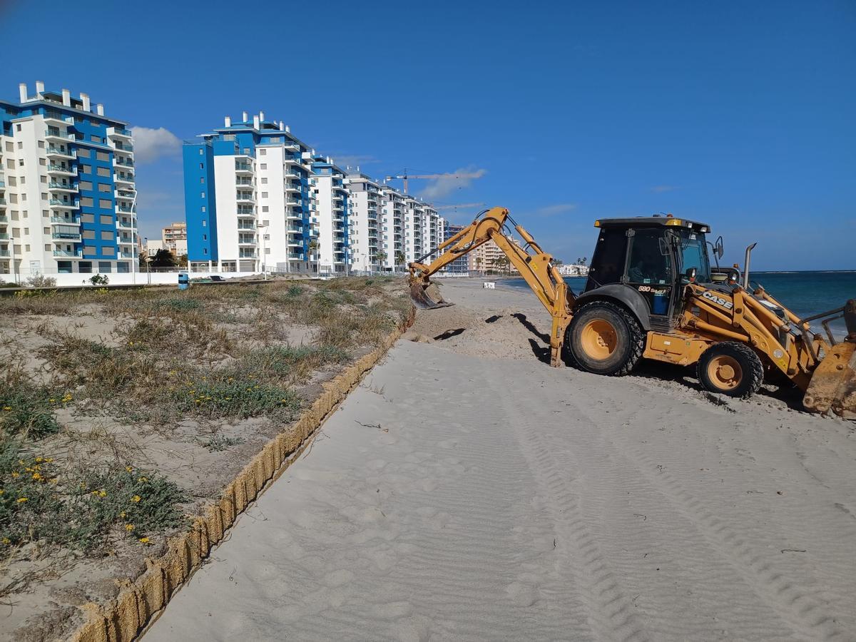 Las dunas están situadas entre el Canal del Estacio y Veneziola, en San Javier