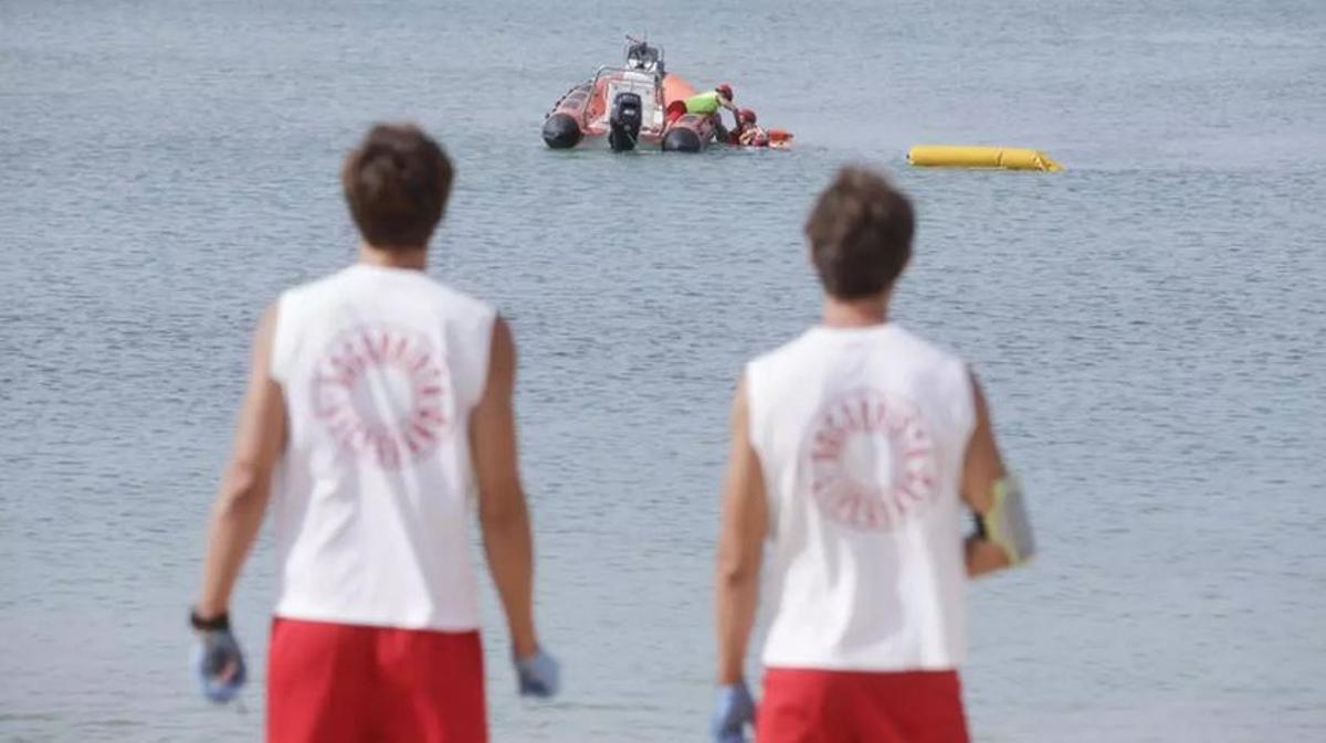 Archivbild einer Rettungsschwimmer-Übung an der Playa de Palma auf Mallorca