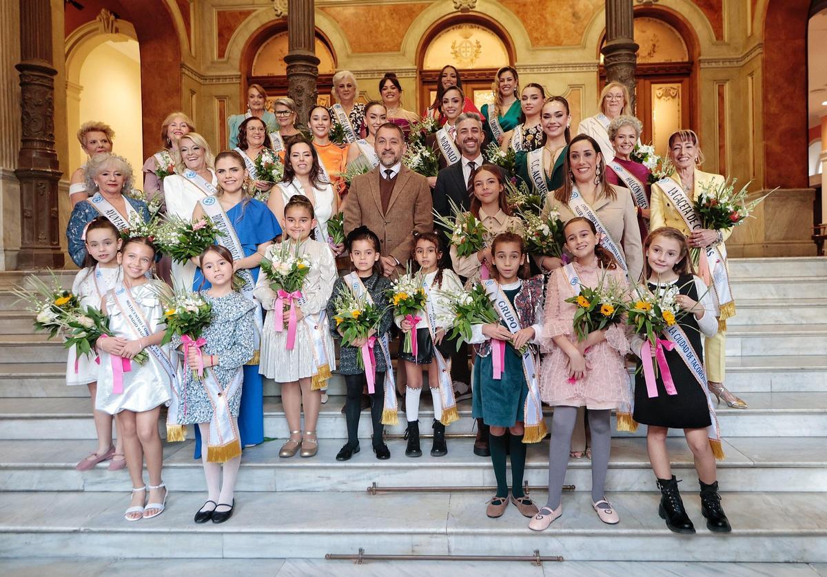 Recepción a las 32 candidatas a reinas del Carnaval de Santa Cruz de Tenerife 2026
