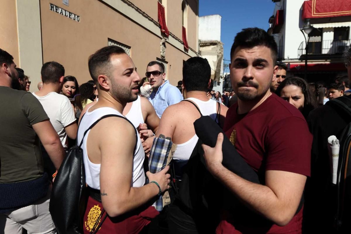 La hermandad del Buen Suceso muestra su estilo en las calles cordobesas