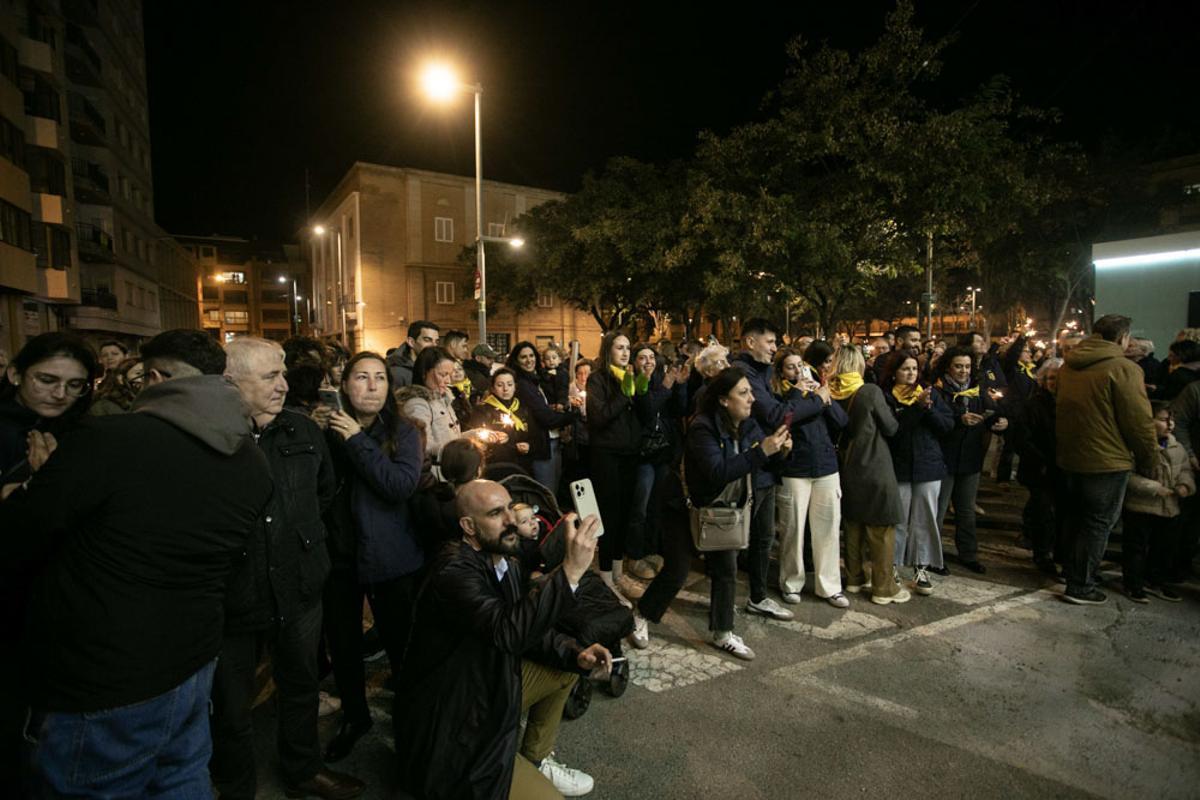 Así es el espectacular alumbrado de la Falla El Romano de Sagunt