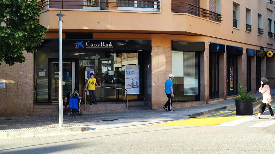 Només el 35% de municipis de la Catalunya central disposa d’una oficina bancària