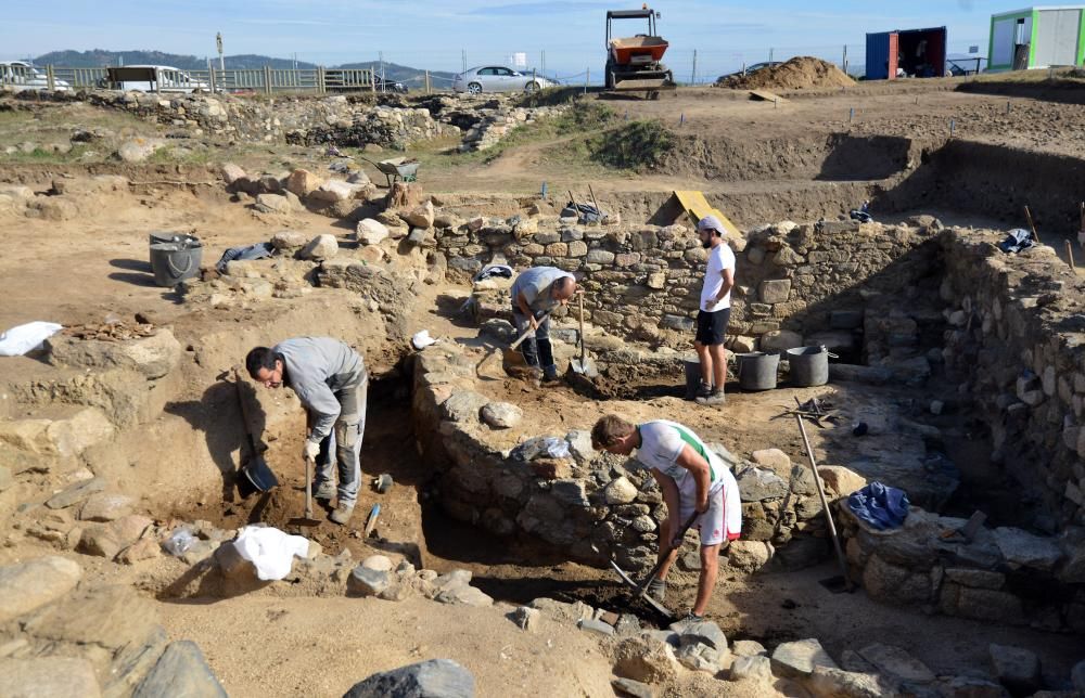 Cornelia, un esqueleto de 2.000 años en A Lanzada