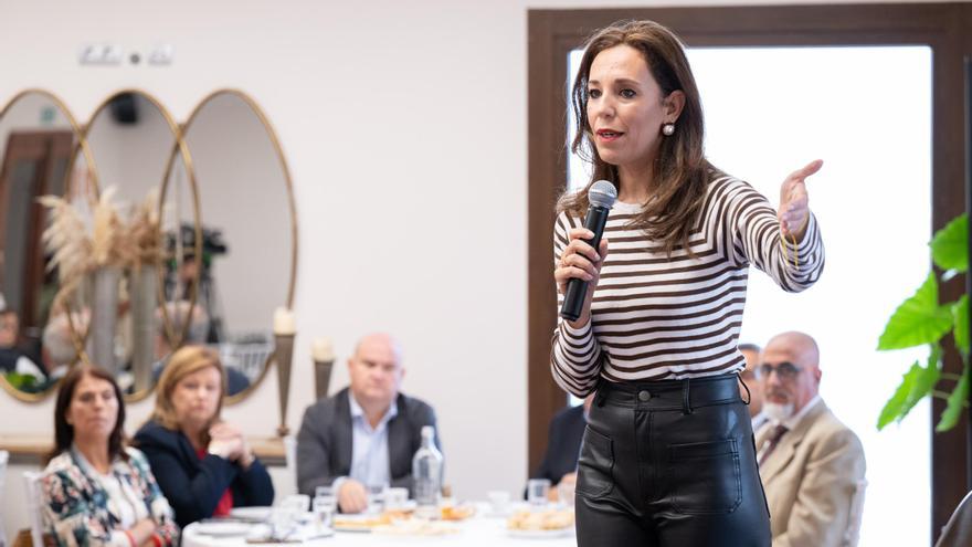 Clavijo condena la violencia contra la consejera Jéssica de León por la Ley de Vivienda Vacacional