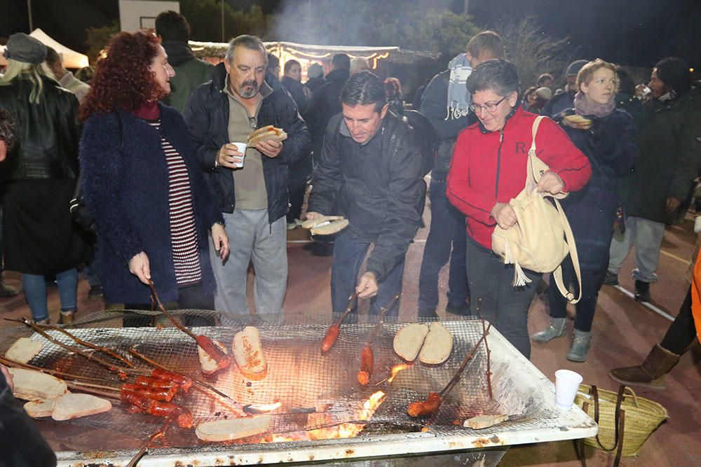 Menos vino, pero de mayor calidad, para festejar la llegada de una nueva añada a las barricas de las casas de Sant Mateu.