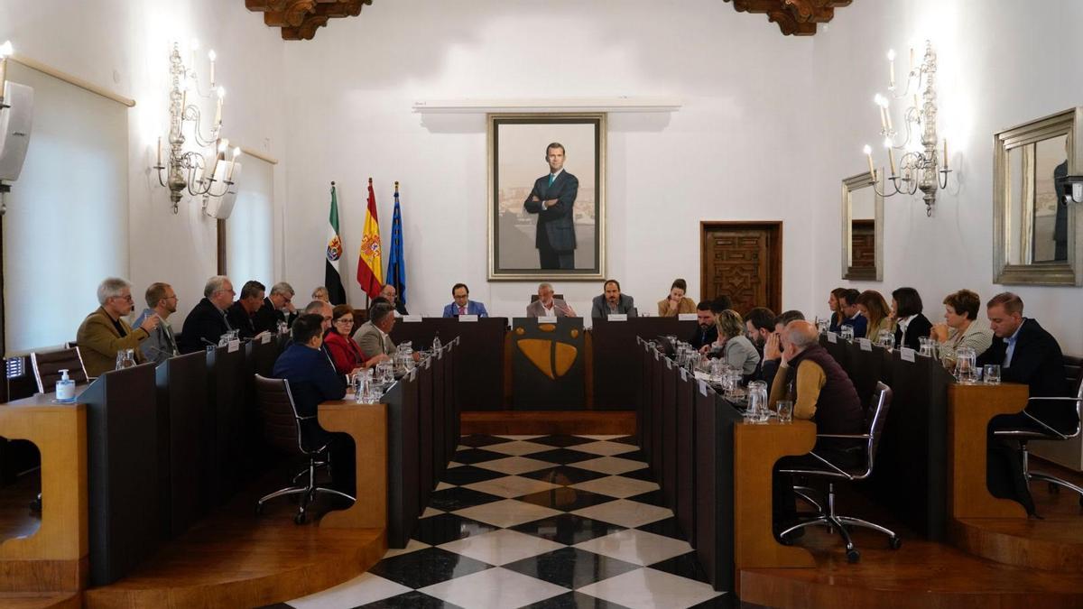 Pleno de la Diputación Provincial, ayer.