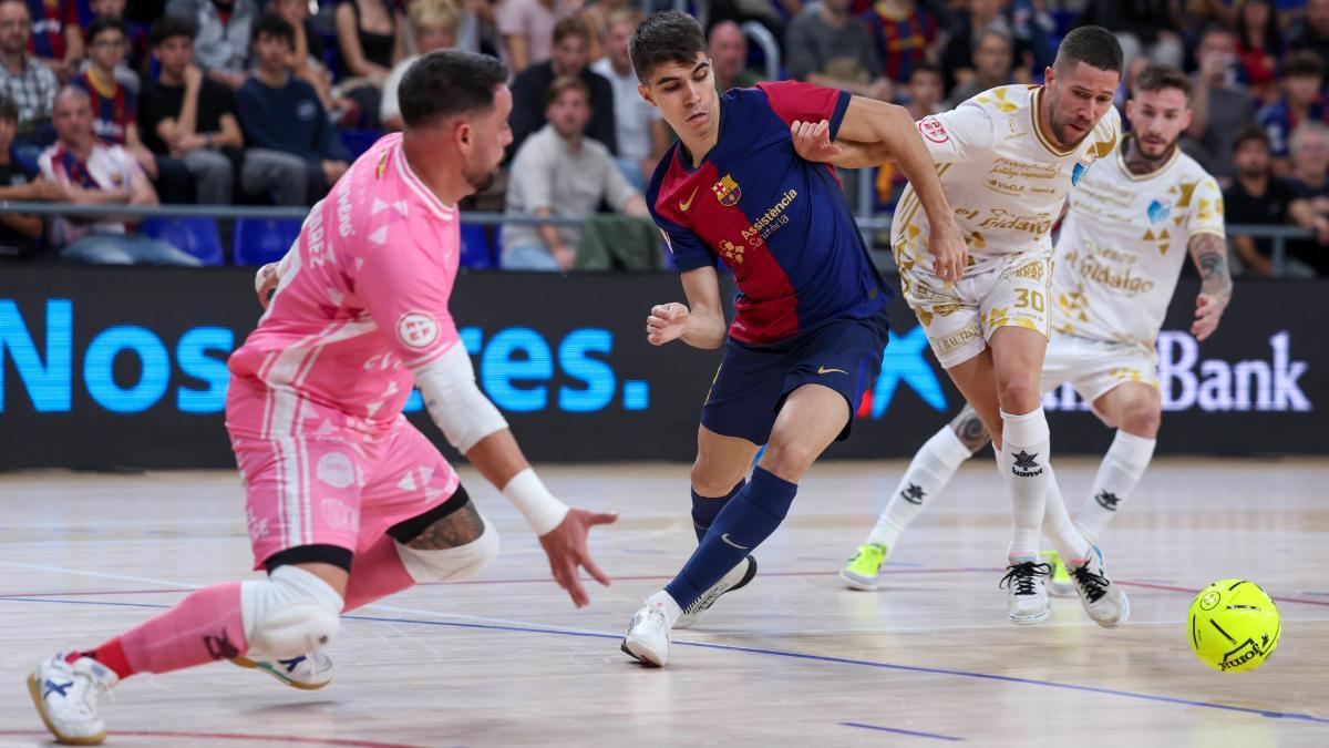 Antonio sufre la presión de Raúl Campos