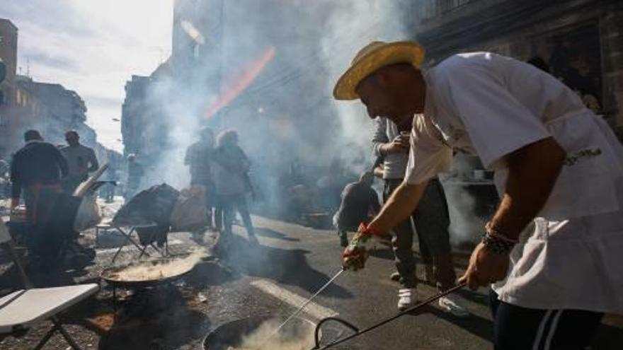 Alicante celebra el Porrate y sus paellas