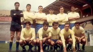 Una UD Las Palmas reconocida el Día de Canarias entre 75 años de alegrías y lamentos