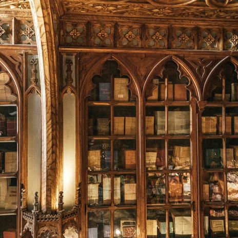Un paseo por la librería más antigua de España que está en... ¡Burgos!